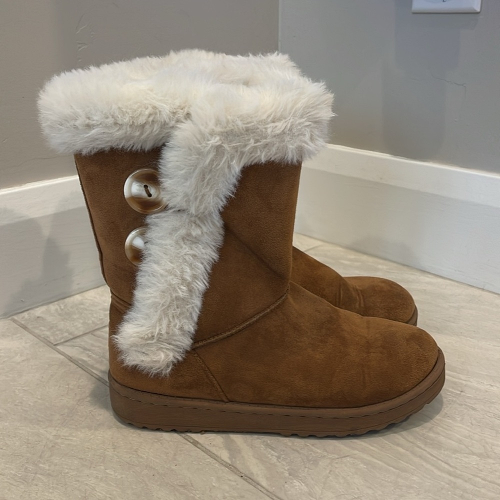 So brand Abigail boots size 7